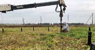 Установка винтовых свай Мирный цена от 3074 руб.